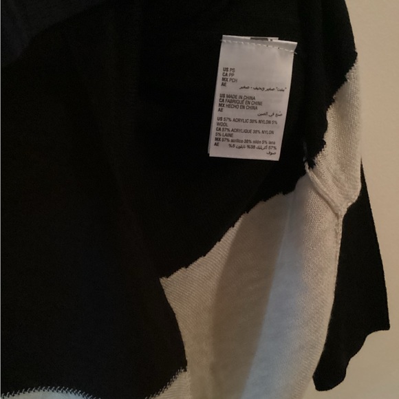 INC International Concepts Colorblock Sweater - Picture 4 of 4